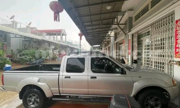 Buy Used Nissan Frontier White Car in Moung Ruessei in Battambang Province Buy Used Nissan Frontier White Car in Moung Ruessei in Battambang Province