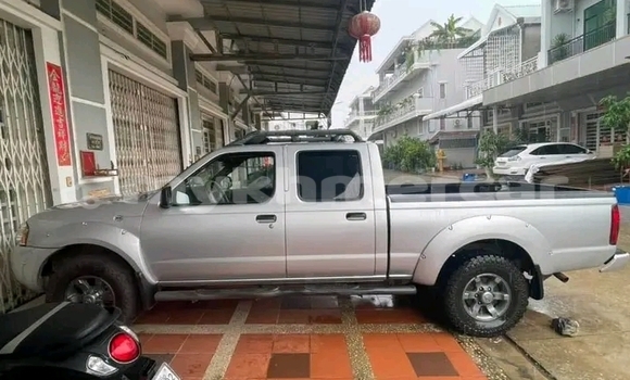 Buy Used Nissan Frontier White Car in Moung Ruessei in Battambang Province Buy Used Nissan Frontier White Car in Moung Ruessei in Battambang Province