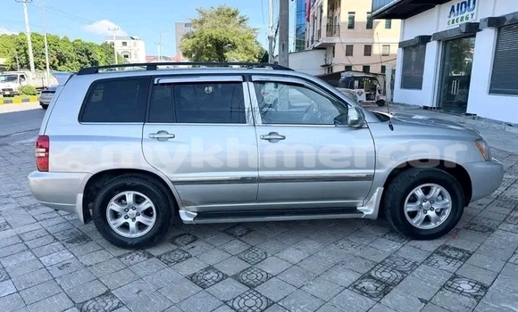 Buy Used Toyota Highlander Other Car in Cheom Ksan in Preah Vihear Province Buy Used Toyota Highlander Other Car in Cheom Ksan in Preah Vihear Province