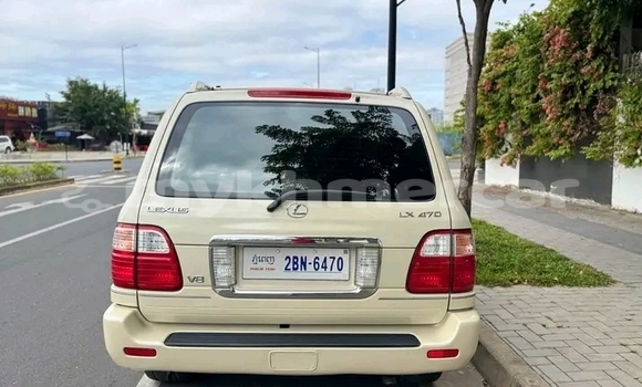 Buy Used Lexus LX 450 White Car in Chbar Mon in Kampong Speu Province Buy Used Lexus LX 450 White Car in Chbar Mon in Kampong Speu Province