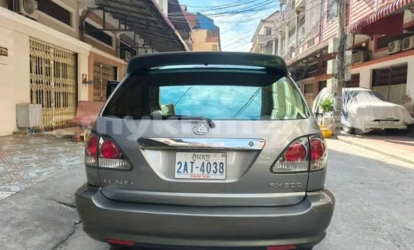 Buy Used Lexus RX 300 Other Car in Chbar Mon in Kampong Speu Province Buy Used Lexus RX 300 Other Car in Chbar Mon in Kampong Speu Province