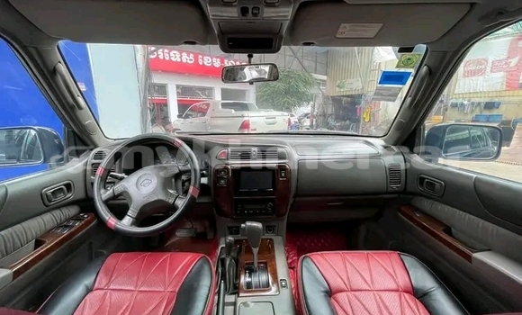 Buy Used Nissan Patrol Black Car in Kampong Cham in Kampong Cham Province Buy Used Nissan Patrol Black Car in Kampong Cham in Kampong Cham Province