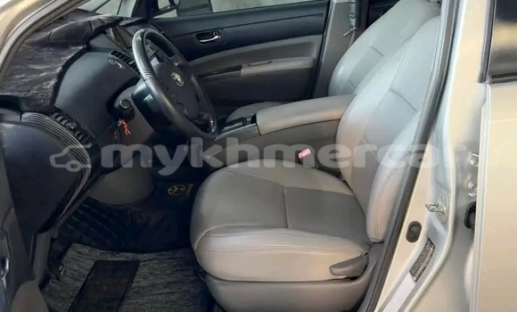 Buy Used Toyota Prius Other Car in Chbar Mon in Kampong Speu Province Buy Used Toyota Prius Other Car in Chbar Mon in Kampong Speu Province
