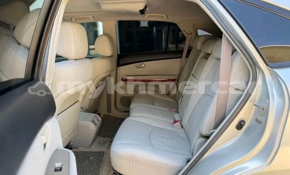 Buy Used Lexus RX 330 Other Car in Import - Dubai in Kampot Province Buy Used Lexus RX 330 Other Car in Import - Dubai in Kampot Province
