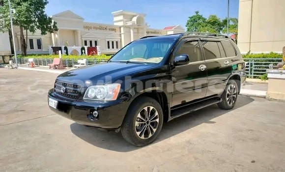 Buy Used Toyota Highlander Black Car in Kampot in Kampot Province Buy Used Toyota Highlander Black Car in Kampot in Kampot Province