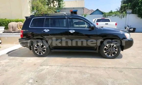 Buy Used Toyota Highlander Black Car in Kampot in Kampot Province Buy Used Toyota Highlander Black Car in Kampot in Kampot Province