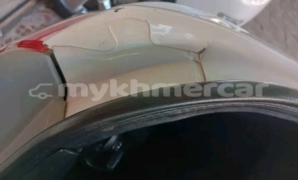 Buy Used Toyota Camry White Car in Moung Ruessei in Battambang Province Buy Used Toyota Camry White Car in Moung Ruessei in Battambang Province