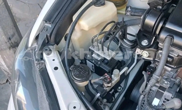 Buy Used Toyota Camry White Car in Moung Ruessei in Battambang Province Buy Used Toyota Camry White Car in Moung Ruessei in Battambang Province