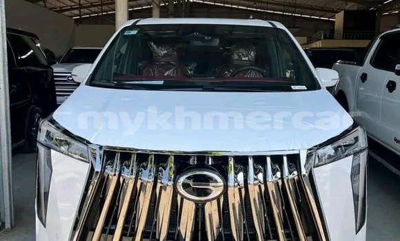 Buy Used GAC Trumpchi GS8 White Car in Pailin in Pailin Province Buy Used GAC Trumpchi GS8 White Car in Pailin in Pailin Province