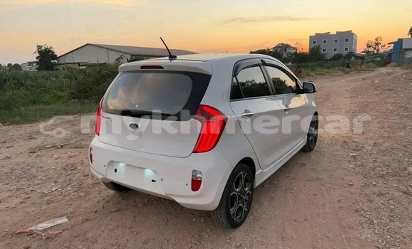 Buy Used Kia Morning White Car in Khลญm Srรกng in Kampong Speu Province Buy Used Kia Morning White Car in Khลญm Srรกng in Kampong Speu Province