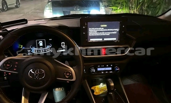 Buy Used Toyota Ractis Red Car in Chbar Mon in Kampong Speu Province Buy Used Toyota Ractis Red Car in Chbar Mon in Kampong Speu Province