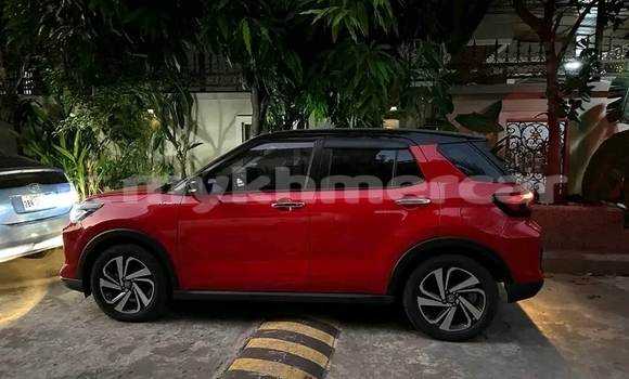 Buy Used Toyota Ractis Red Car in Chbar Mon in Kampong Speu Province Buy Used Toyota Ractis Red Car in Chbar Mon in Kampong Speu Province