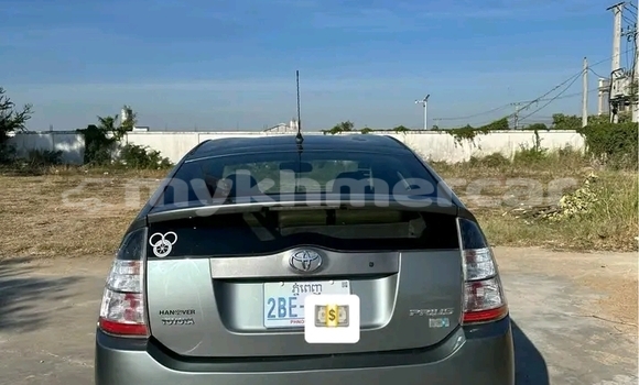 Buy Used Toyota Prius Other Car in Chbar Mon in Kampong Speu Province Buy Used Toyota Prius Other Car in Chbar Mon in Kampong Speu Province