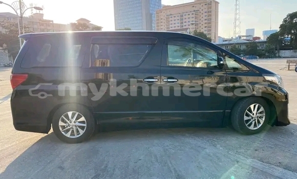 Buy Used Toyota Alphard Black Car in Cheom Ksan in Preah Vihear Province Buy Used Toyota Alphard Black Car in Cheom Ksan in Preah Vihear Province