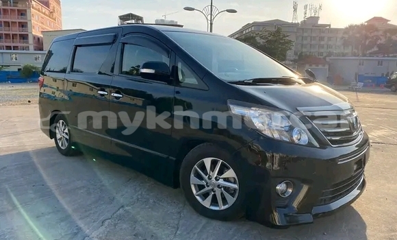 Buy Used Toyota Alphard Black Car in Cheom Ksan in Preah Vihear Province Buy Used Toyota Alphard Black Car in Cheom Ksan in Preah Vihear Province