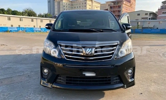 Buy Used Toyota Alphard Black Car in Cheom Ksan in Preah Vihear Province Buy Used Toyota Alphard Black Car in Cheom Ksan in Preah Vihear Province