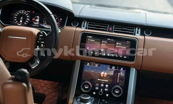 Buy Used Range Rover Evoque Black Car in Chbar Mon in Kampong Speu Province Buy Used Range Rover Evoque Black Car in Chbar Mon in Kampong Speu Province