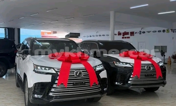 Buy Used Lexus LX 570 Other Car in Chbar Mon in Kampong Speu Province Buy Used Lexus LX 570 Other Car in Chbar Mon in Kampong Speu Province