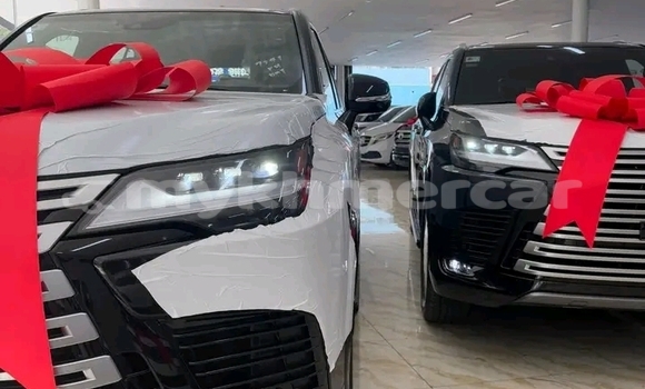 Buy Used Lexus LX 570 Other Car in Chbar Mon in Kampong Speu Province Buy Used Lexus LX 570 Other Car in Chbar Mon in Kampong Speu Province