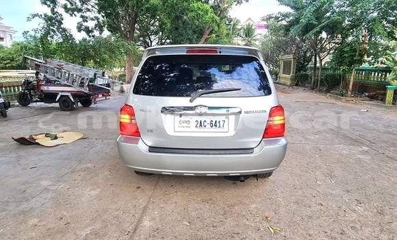 Buy Used Toyota Highlander Other Car in Chbar Mon in Kampong Speu Province Buy Used Toyota Highlander Other Car in Chbar Mon in Kampong Speu Province