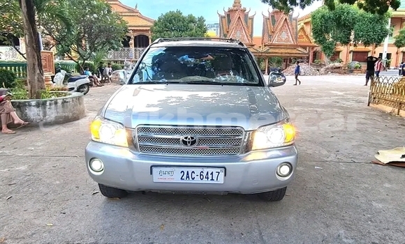 Buy Used Toyota Highlander Other Car in Chbar Mon in Kampong Speu Province Buy Used Toyota Highlander Other Car in Chbar Mon in Kampong Speu Province
