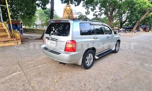 Buy Used Toyota Highlander Other Car in Chbar Mon in Kampong Speu Province Buy Used Toyota Highlander Other Car in Chbar Mon in Kampong Speu Province