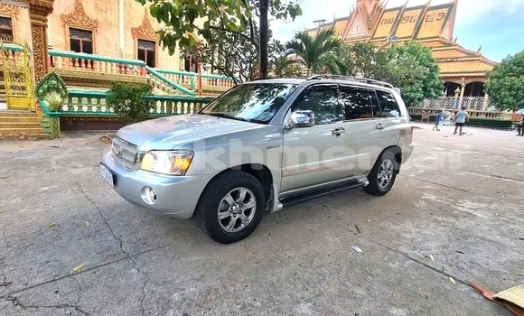 Buy Used Toyota Highlander Other Car in Chbar Mon in Kampong Speu Province Buy Used Toyota Highlander Other Car in Chbar Mon in Kampong Speu Province