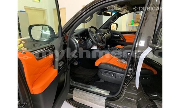 Acheter Import Voiture Lexus LX Noir à Import - Dubai, Kampot Province Acheter Import Voiture Lexus LX Noir à Import - Dubai, Kampot Province