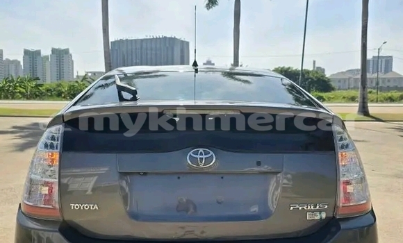 Buy Used Toyota Prius Black Car in Chbar Mon in Kampong Speu Province Buy Used Toyota Prius Black Car in Chbar Mon in Kampong Speu Province