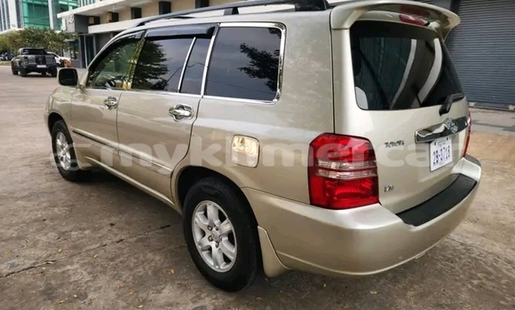 Buy Used Toyota Highlander Other Car in Chbar Mon in Kampong Speu Province Buy Used Toyota Highlander Other Car in Chbar Mon in Kampong Speu Province