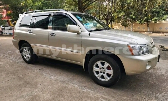 Buy Used Toyota Highlander Other Car in Chbar Mon in Kampong Speu Province Buy Used Toyota Highlander Other Car in Chbar Mon in Kampong Speu Province