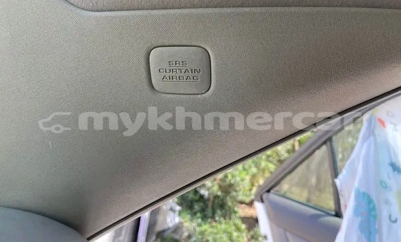 Buy Used Toyota Corolla White Car in Kampong Cham in Kampong Cham Province Buy Used Toyota Corolla White Car in Kampong Cham in Kampong Cham Province