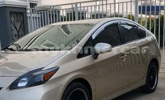 Buy Used Toyota Prius Other Car in Chbar Mon in Kampong Speu Province Buy Used Toyota Prius Other Car in Chbar Mon in Kampong Speu Province