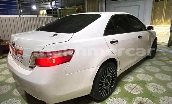 Buy Used Toyota Camry White Car in Chbar Mon in Kampong Speu Province Buy Used Toyota Camry White Car in Chbar Mon in Kampong Speu Province