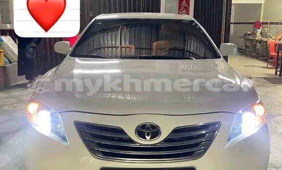 Buy Used Toyota Camry White Car in Chbar Mon in Kampong Speu Province Buy Used Toyota Camry White Car in Chbar Mon in Kampong Speu Province