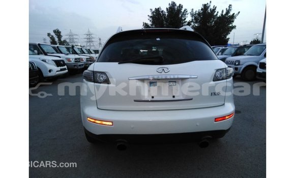 Acheter Import Voiture Infiniti FX Blanc à Import - Dubai, Kampot Province Acheter Import Voiture Infiniti FX Blanc à Import - Dubai, Kampot Province