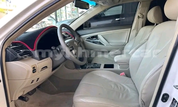 Buy Used Toyota Camry White Car in Cheom Ksan in Preah Vihear Province Buy Used Toyota Camry White Car in Cheom Ksan in Preah Vihear Province