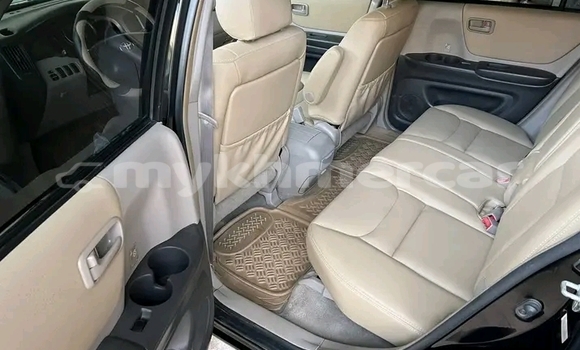 Buy Used Toyota Highlander Black Car in Chbar Mon in Kampong Speu Province Buy Used Toyota Highlander Black Car in Chbar Mon in Kampong Speu Province