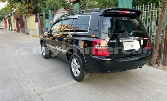 Buy Used Toyota Highlander Black Car in Chbar Mon in Kampong Speu Province Buy Used Toyota Highlander Black Car in Chbar Mon in Kampong Speu Province