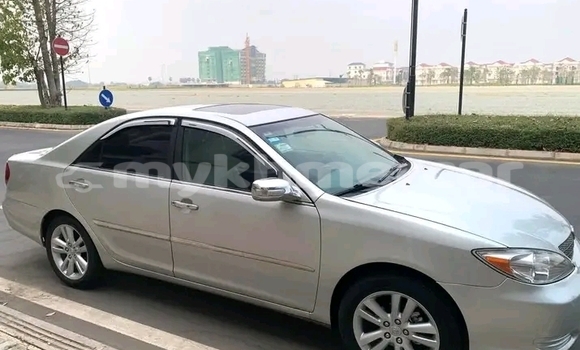 ទិញ បានប្រើ Toyota Camry White ឡាន} ក្នុង Kratié ក្នុង Kratié Province ទិញ បានប្រើ Toyota Camry White ឡាន} ក្នុង Kratié ក្នុង Kratié Province