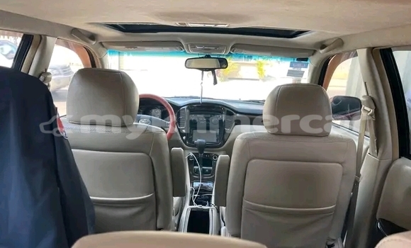 Buy Used Toyota Highlander Red Car in Chbar Mon in Kampong Speu Province Buy Used Toyota Highlander Red Car in Chbar Mon in Kampong Speu Province