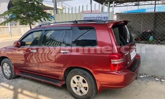 Buy Used Toyota Highlander Red Car in Chbar Mon in Kampong Speu Province Buy Used Toyota Highlander Red Car in Chbar Mon in Kampong Speu Province