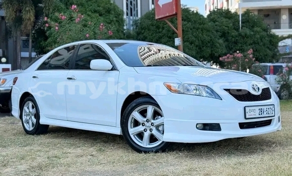 Buy Used Toyota Camry (Japan) White Car in Kep in Kep Province Buy Used Toyota Camry (Japan) White Car in Kep in Kep Province