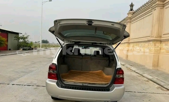Buy Used Toyota Highlander Other Car in Neak Leung in Prey Veng Province Buy Used Toyota Highlander Other Car in Neak Leung in Prey Veng Province