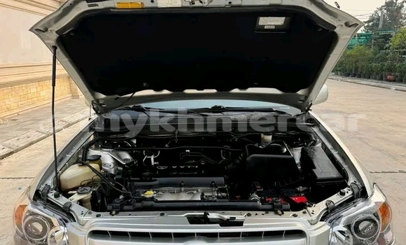 Buy Used Toyota Highlander Other Car in Neak Leung in Prey Veng Province Buy Used Toyota Highlander Other Car in Neak Leung in Prey Veng Province