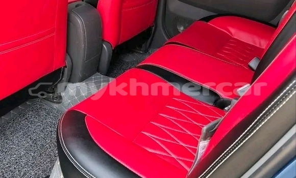 Buy Used Toyota Prius Blue Car in Chbar Mon in Kampong Speu Province Buy Used Toyota Prius Blue Car in Chbar Mon in Kampong Speu Province