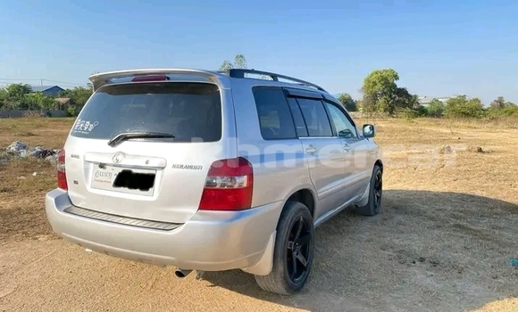 Buy Used Toyota Highlander Other Car in Chbar Mon in Kampong Speu Province Buy Used Toyota Highlander Other Car in Chbar Mon in Kampong Speu Province