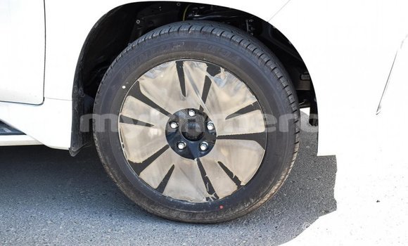 Acheter Import Voiture Lexus LX Blanc à Import - Dubai, Kampot Province Acheter Import Voiture Lexus LX Blanc à Import - Dubai, Kampot Province