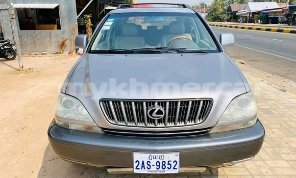 Buy Used Lexus RX 300 Other Car in Koulen in Preah Vihear Province Buy Used Lexus RX 300 Other Car in Koulen in Preah Vihear Province