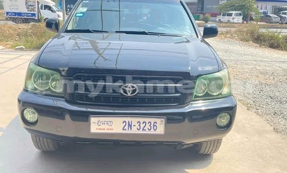 Buy Used Honda CR–V Black Car in Khŭm Sráng in Kampong Speu Province Buy Used Honda CR–V Black Car in Khŭm Sráng in Kampong Speu Province